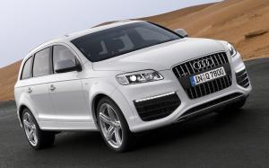 Audi Q7 V12 TDI Quattro 2008 года